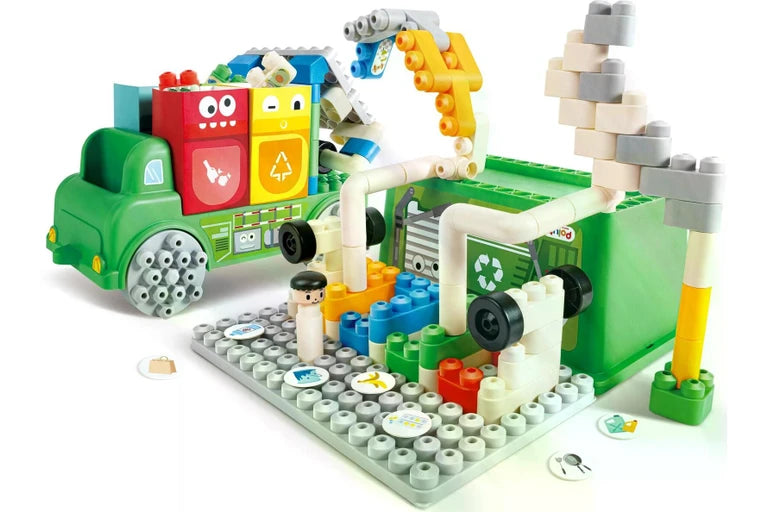 Hape PolyM Garbage Sorting Truck