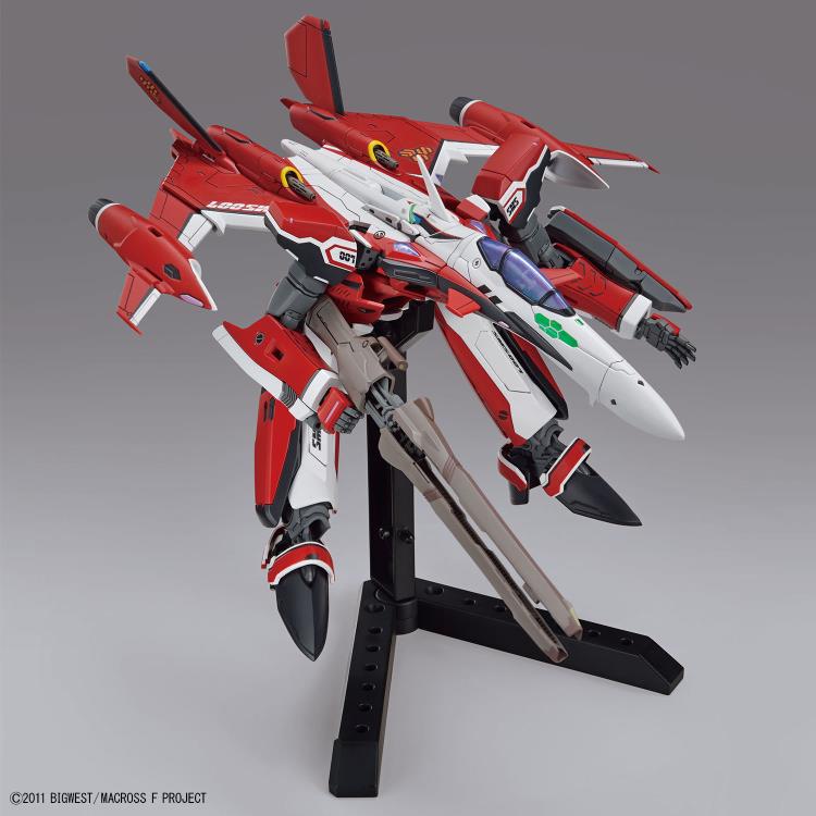 BANDAI - HG 1/100 YF-29 DURANDAL VALKYRIE (ALTO SAOTOME USE)