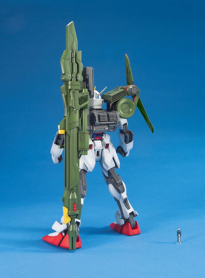 GUNDAM - MG 1/100 STRIKE GUNDAM LAUNCHER/SWORD