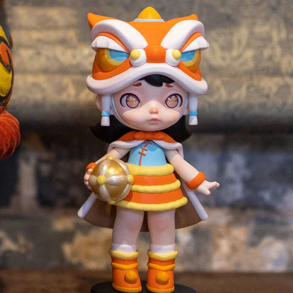 Laura Figure Laura